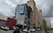 Uberaba recebe o maior painel de LED do Triângulo Mineiro em avenida histórica