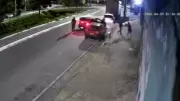 Vídeo flagra execução a tiros de homem de 40 anos em Betim, na Grande BH