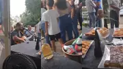 Velório festivo com banda e fogos marca despedida de ex-prefeito em Minas Gerais