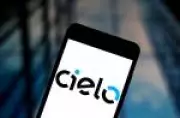 Veste impulsiona vendas em 35% com tecnologia de prateleira infinita em parceria com Cielo