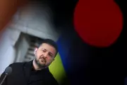 Zelensky alerta: cada dólar do petróleo russo financia guerra contra Ucrânia