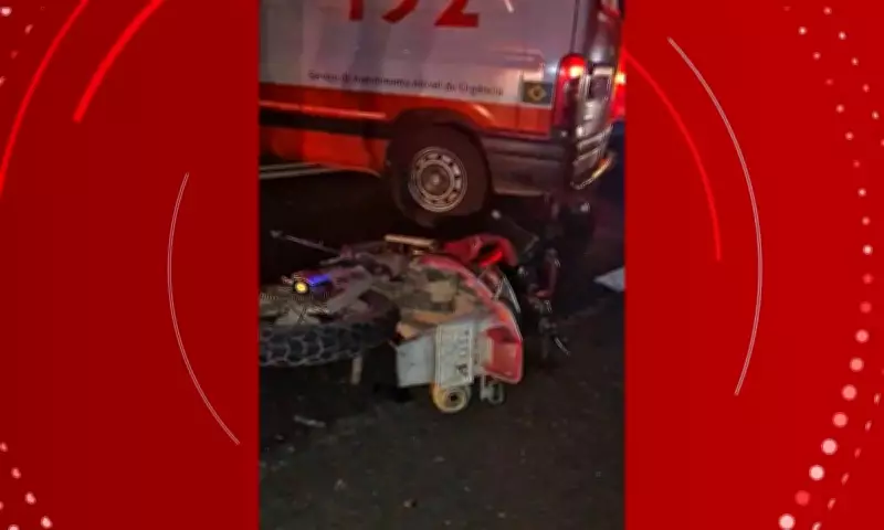 Acidente entre carro e moto deixa ferido grave na BR-324, na Bahia