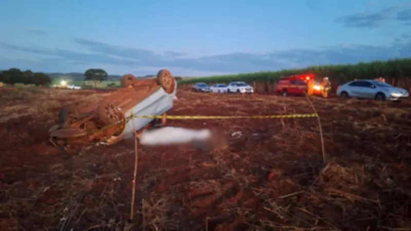Acidente grave na MGC-452 em Araporã: motorista morre e passageiro fica ferido