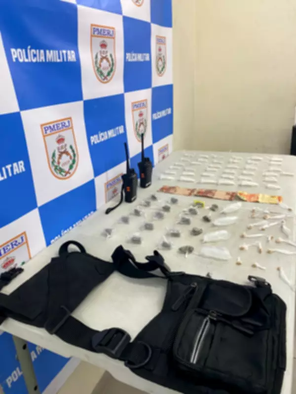 Adolescentes são apreendidos com drogas em Volta Redonda