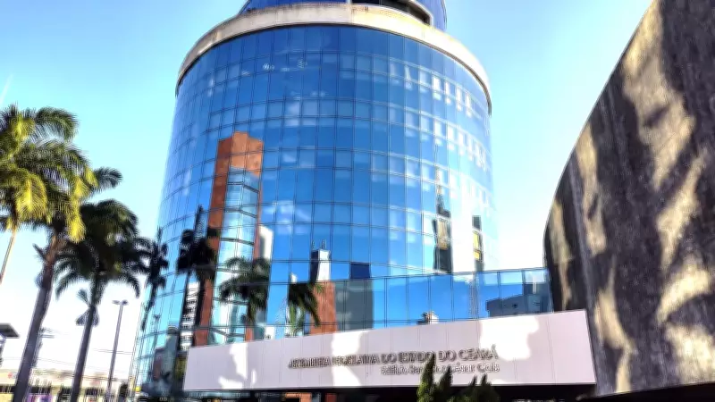 Alece abre 500 vagas de estágio com salários de até R$ 2 mil no Ceará