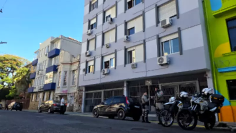 Assalto em Porto Alegre: quatro reféns em prédio na Cidade Baixa