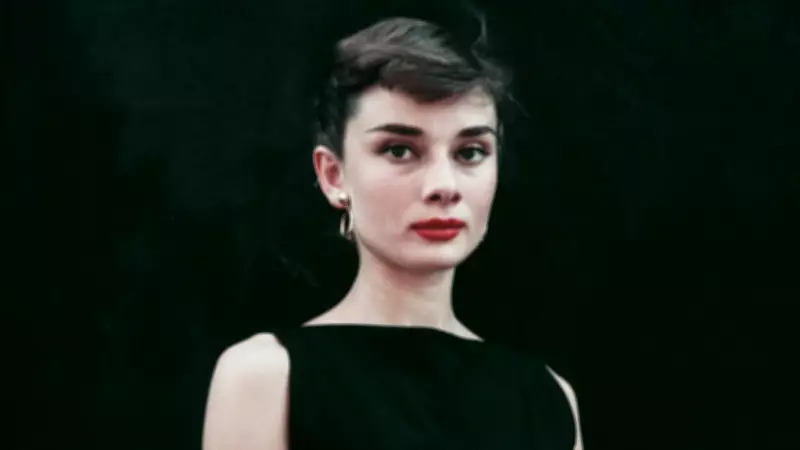 Audrey Hepburn: O Sofrimento Escondido Por Trás do Sorriso Icônico