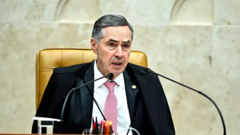 Barroso defende separar juízo sobre ministros do STF do papel institucional