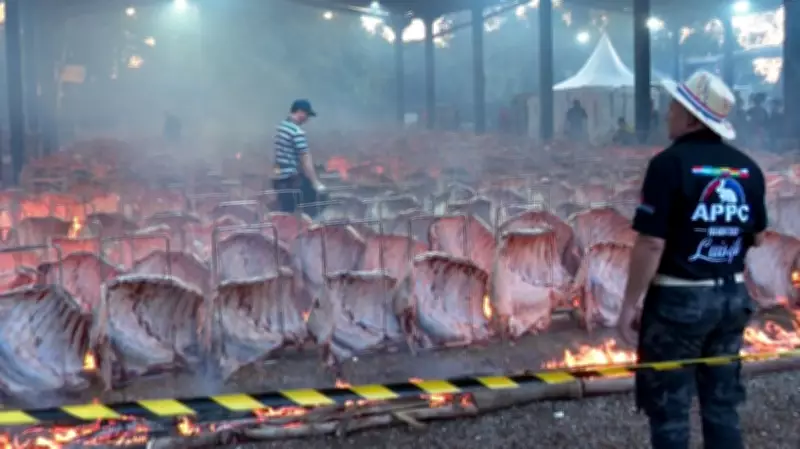 Bastidores do maior churrasco do mundo: 600 costelas assadas em Cascavel