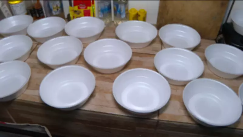 Bloqueio de verbas do Cozinha Solidária paralisa refeições gratuitas no RJ