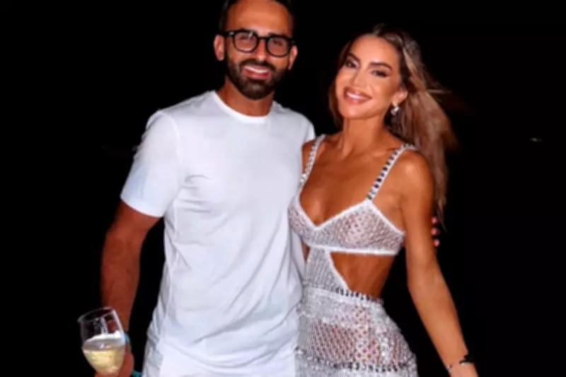 Camila Coelho anuncia fim do casamento com Ícaro Brenner após 21 anos