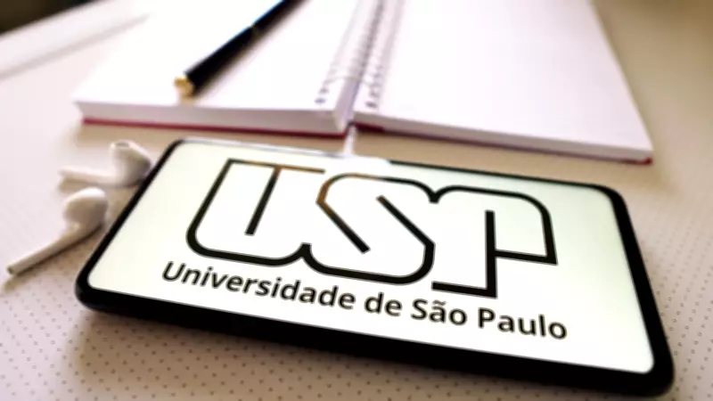 Candidatos surdos denunciam USP por barreira em prova de mestrado