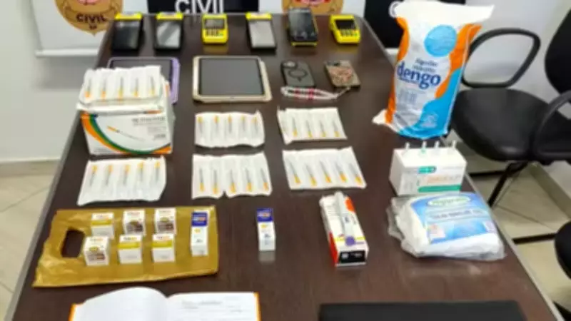 Casal é denunciado por vender canetas emagrecedoras irregulares em loja de celulares