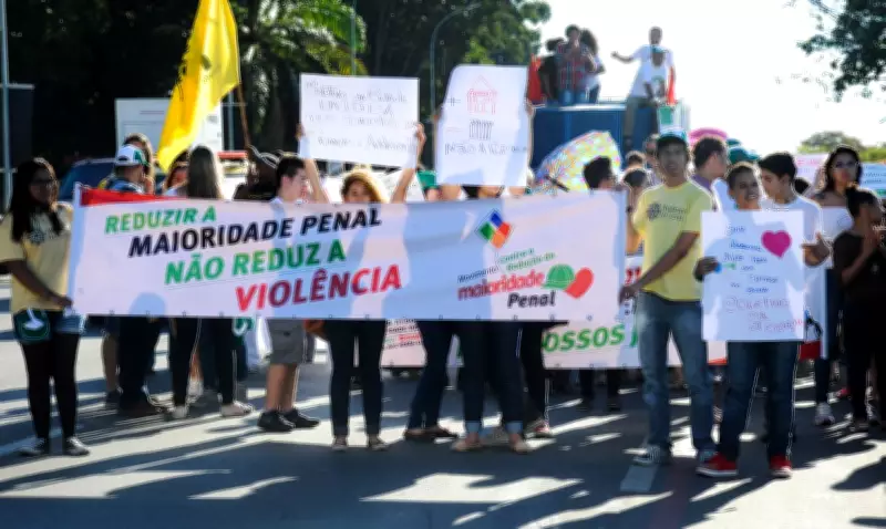 CCJ retoma debate sobre redução da maioridade penal para 16 anos