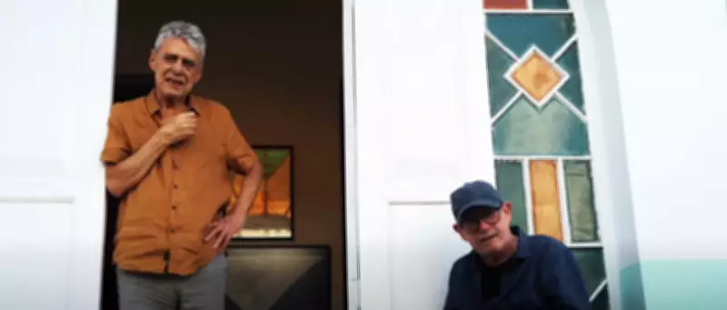 Chico Buarque e Silvio Rodríguez lançam single 'Sueño con serpientes'