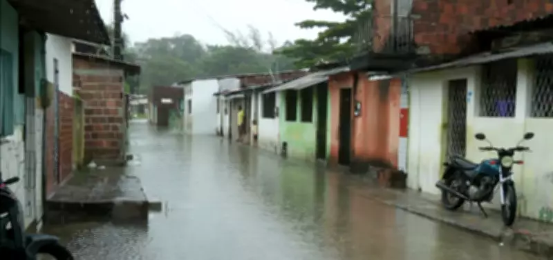 Chuvas em João Pessoa ultrapassam média histórica e deixam moradores ilhados
