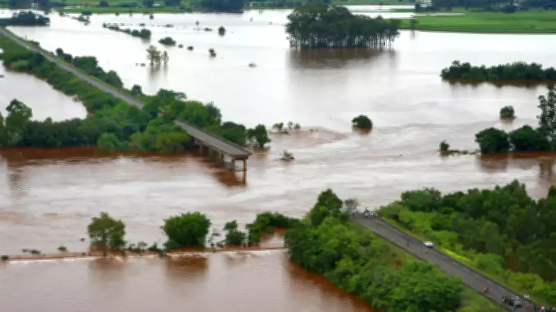 Chuvas no RS deixam mais de 500 desalojados e alerta para deslizamentos