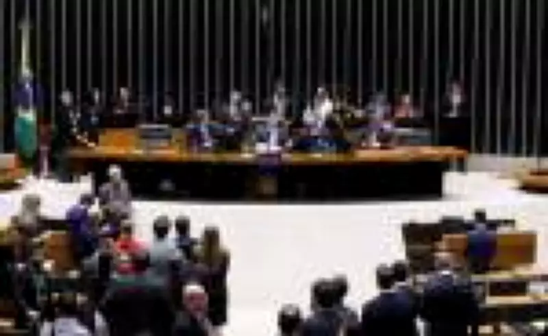 Com aval do governo, Câmara analisa projeto de lei sobre terras raras