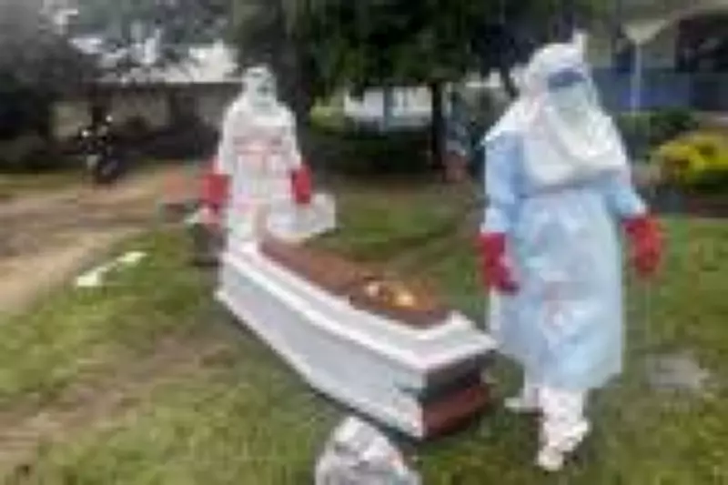 Congo: protesto invade hospital, incendeia tendas e exige enterro de vítima de Ebola