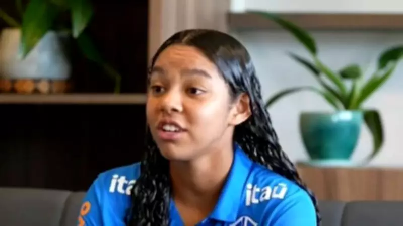 Conheça Sarah Coelho, meia da seleção brasileira sub-17 que busca título