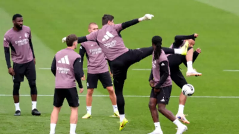 Courtois quase acerta Mbappé em treino do Real Madrid e gera polêmica
