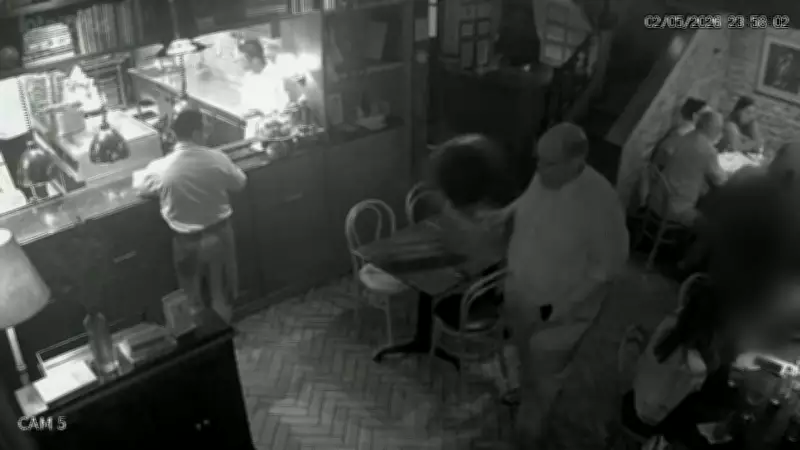 Cronologia da briga de Ed Motta em restaurante: ofensas e agressões