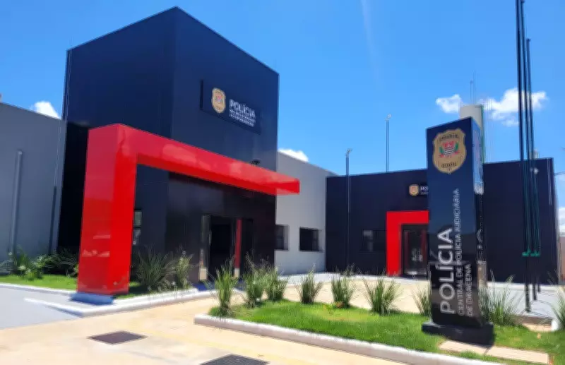 Delegado aposentado preso com armas irregulares em Dracena
