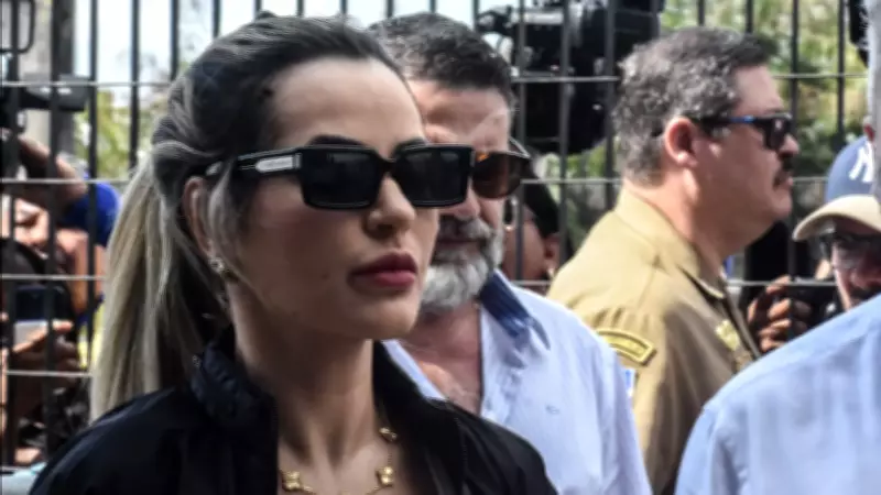 Deolane Bezerra é transferida para penitenciária no interior de SP