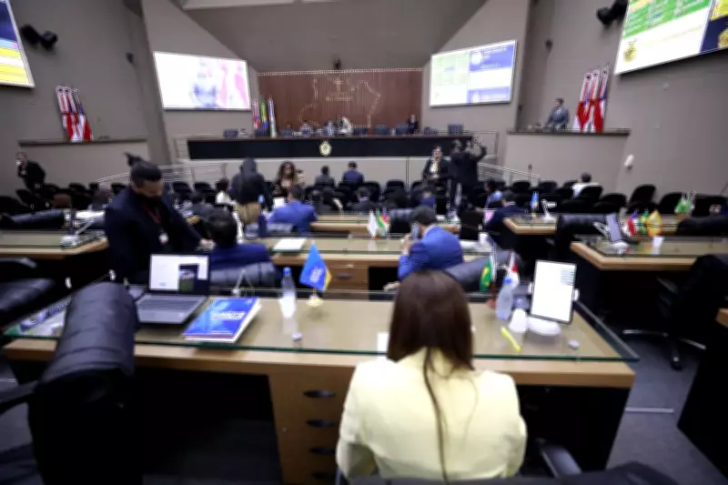 Deputados do AM escolhem novo governador em eleição indireta inédita