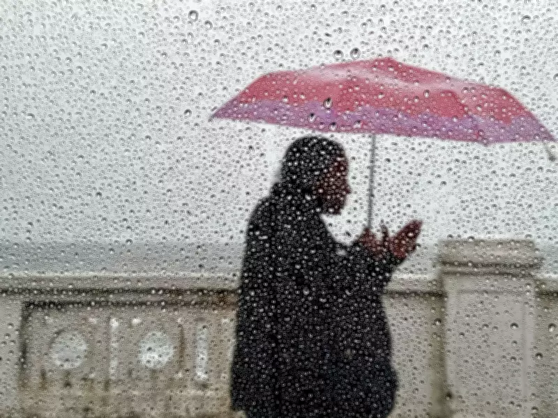Dia das Mães terá chuva forte e vento na Baixada Santista