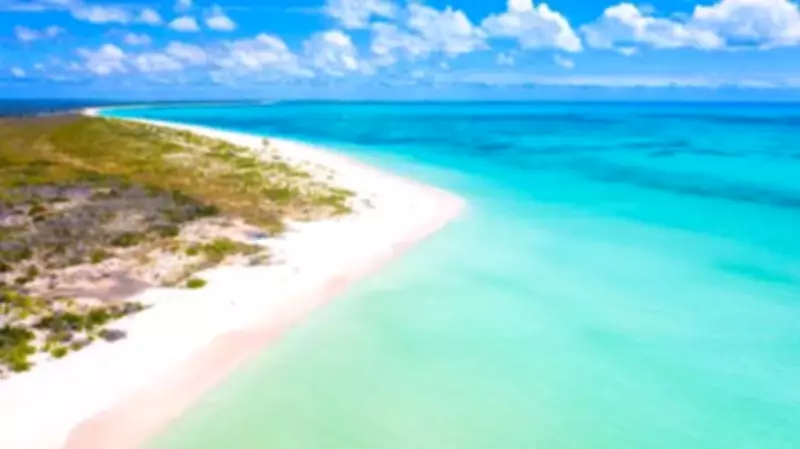 Disputa por praias no Caribe: moradores perdem acesso para resorts de luxo