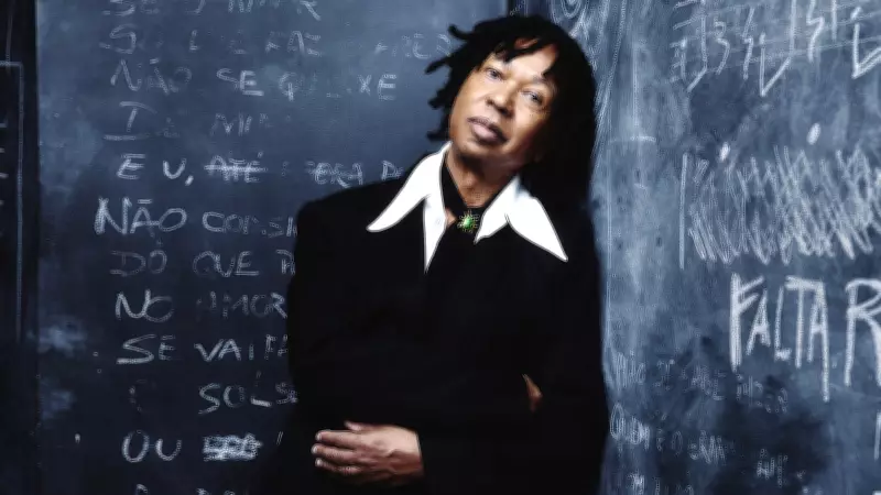 Djavan anuncia show extra em São Paulo para turnê de 50 anos