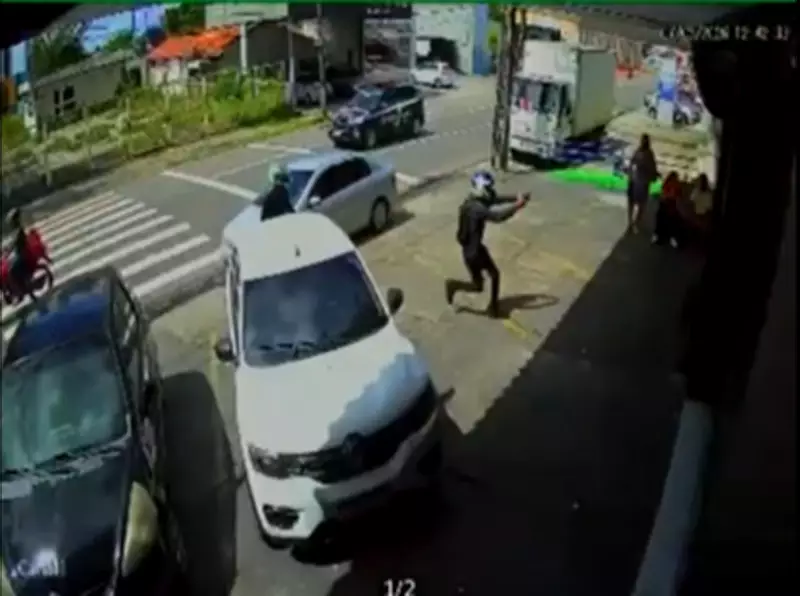 Dupla suspeita de assaltos é presa após tentativa de roubo em João Pessoa