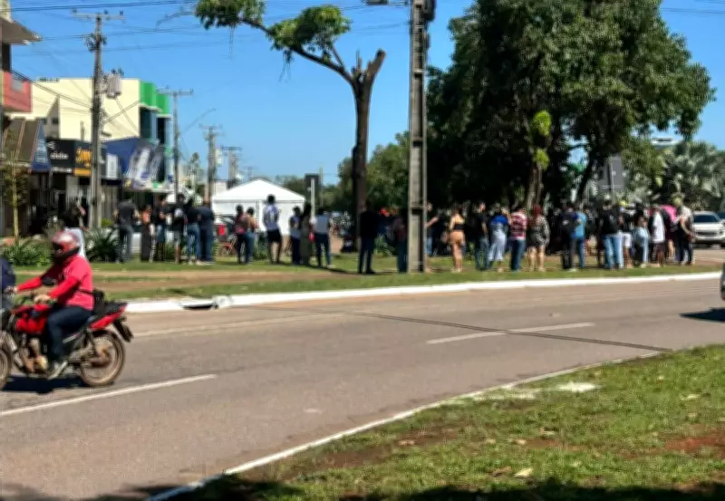 Eleitores enfrentam filas enormes para regularizar título no Tocantins