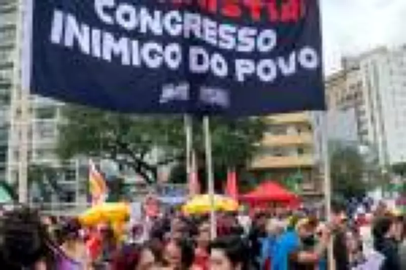 Esquerda retoma ofensiva contra Congresso após derrotas de Lula em 1º de Maio
