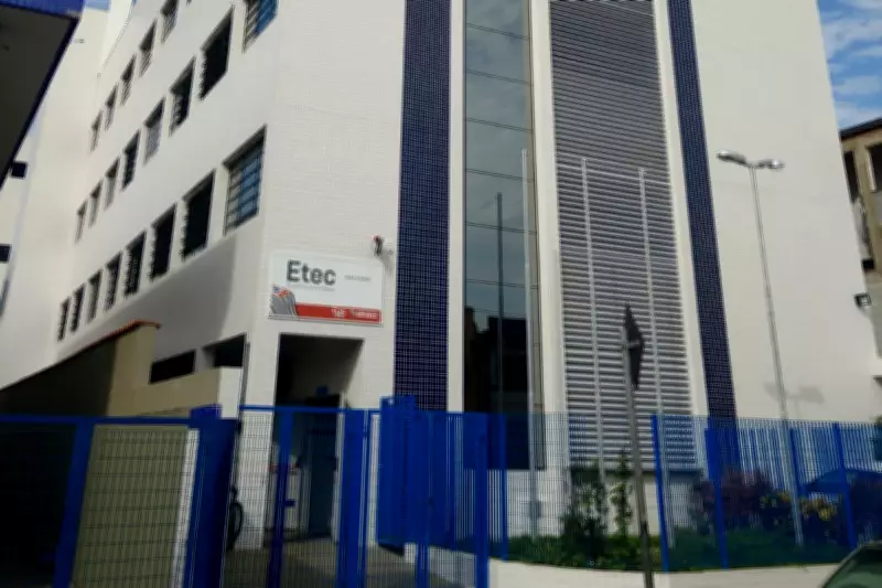 Etec de Praia Grande abre 200 vagas para cursos técnicos noturnos
