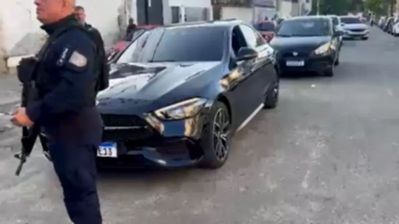 Ex-diretor do Flamengo Marcos Braz é assaltado e carro é recuperado no Rio