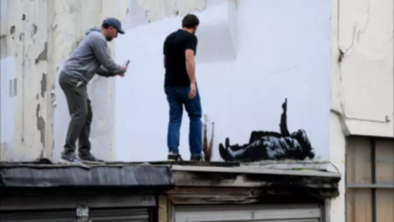 Ex-repórter da BBC diz que emissora ocultou imagens de Banksy