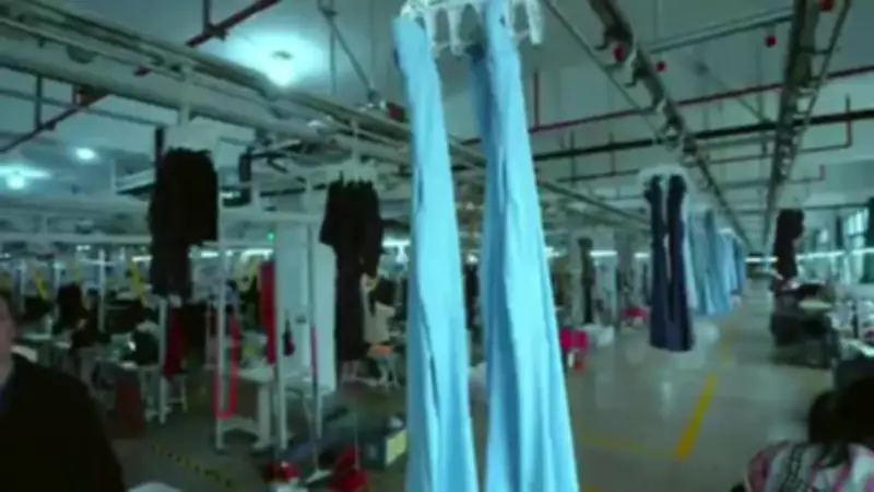 Fantástico revela: mesma calça chinesa vendida de R$ 100 a R$ 800