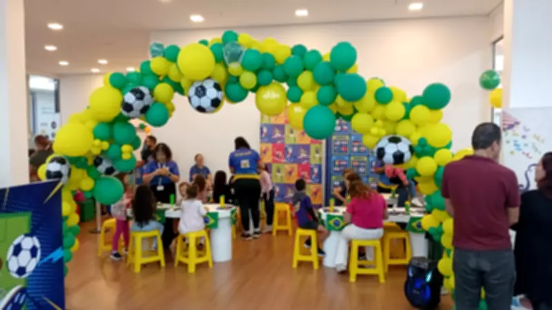 Fim de semana no Pátio Limeira Shopping com troca de figurinhas e atividades infantis