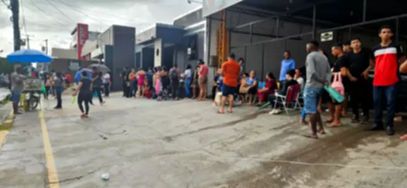 Fim do prazo para regularizar título de eleitor gera filas enormes em Santarém