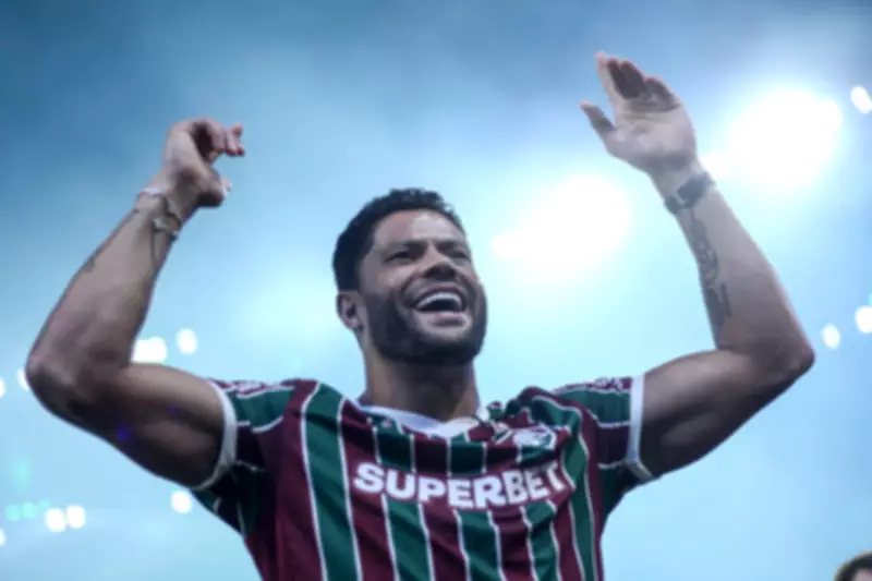 Fluminense vence São Paulo e apresenta Hulk em jogo 2000 no Maracanã