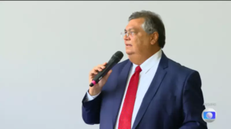 Flávio Dino relata ameaça de funcionária de companhia aérea em aeroporto