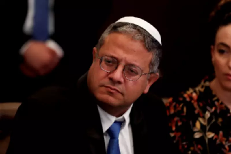 França proíbe ministro israelense após vídeo polêmico de ativistas detidos