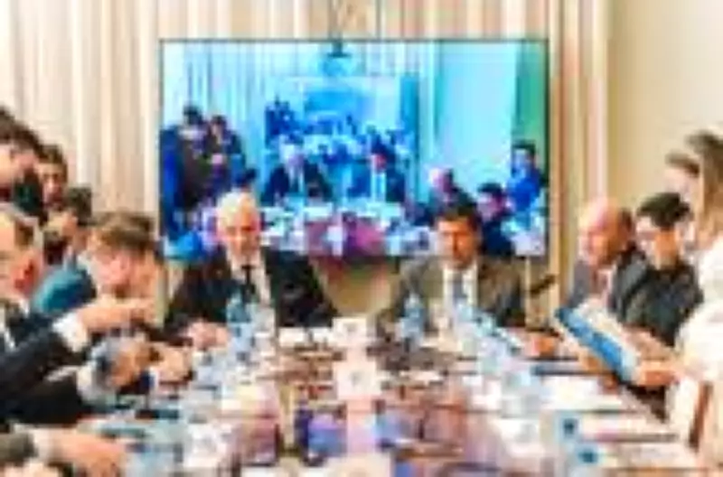 Frente Parlamentar debate fim da taxa das blusinhas e escala 6x1