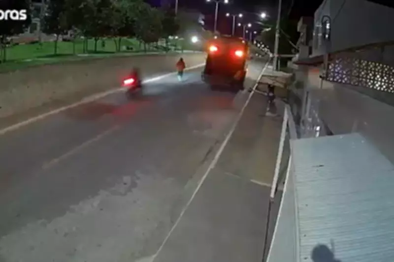 Gari é atingido por moto em Arcoverde e sofre fratura exposta