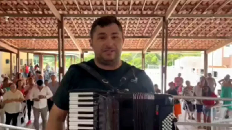 Gilson do Acordeon é o primeiro finalista da Batalha dos Sanfoneiros 2026