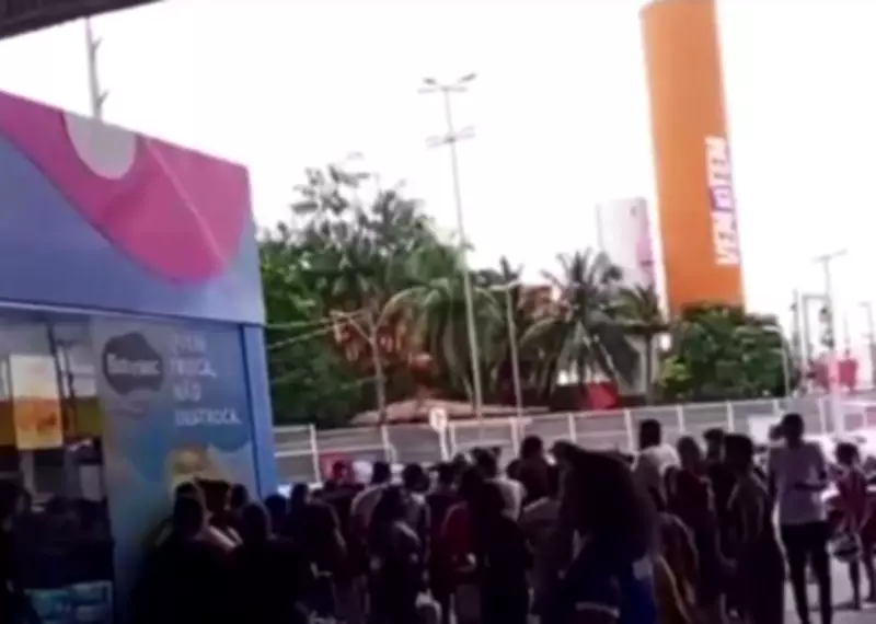 Homem é baleado em estacionamento de supermercado em São Luís