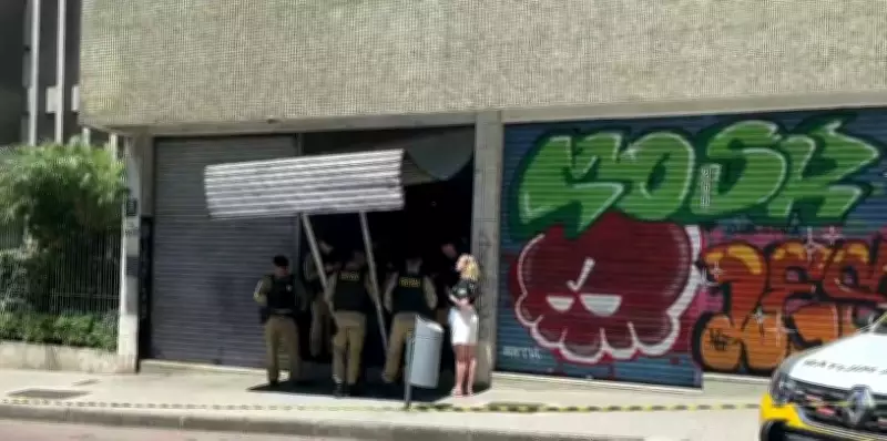 Homem é condenado a 16 anos por matar venezuelano após briga por R$ 300 em Curitiba