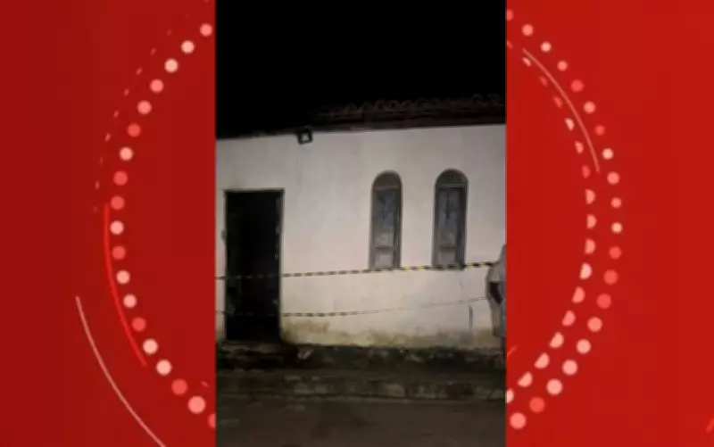 Homem morto a tiros e casa incendiada em Feira de Santana; mulher e filha feridas